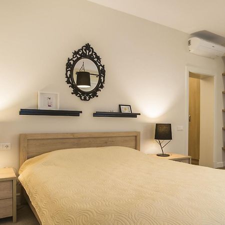 New Apartment In The Heart Of Riga 2 Buitenkant foto
